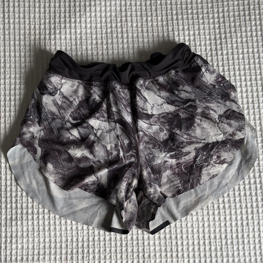 Lululemon Fast and Free Short Size 6